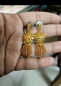 Elegant Gold-Toned Necklace Set