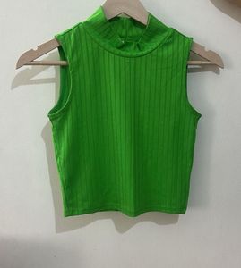 H&M Green Ribbed Mock Neck Top