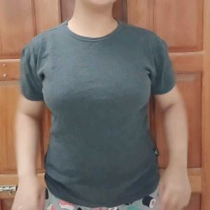 Grey Puffy Hand Top