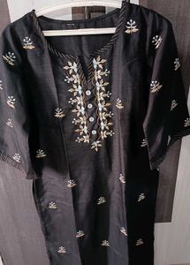 Chanderi Silk Embroiderd Kurta And Pant Set