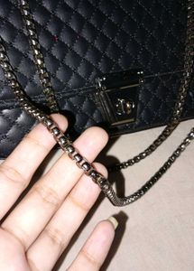 New~ Black Sling Hand Bag
