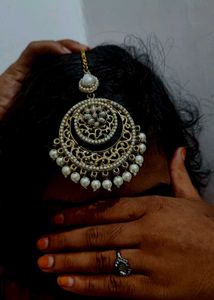 Stunning Gold & Pearl Chandbali Maangtika