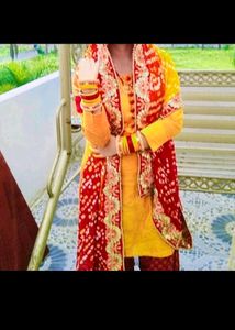 Salwar Kameez Dupatta 3 Suit Ek Lehnga Choli