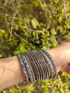 Elegant Bangle Set