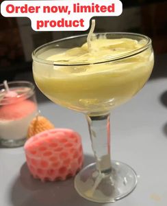 Lemon latte candle