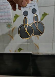 Beautiful Grey Colour Earrings