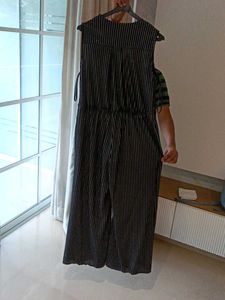 Stunning black jumpsuit