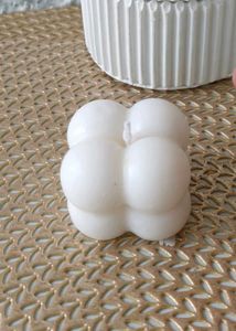 Small Bubble Candle 🤍