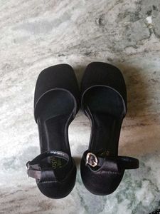 Shoetopia Heels