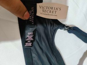 Victoria’s Secret Body By Victoria Black Lace Bow