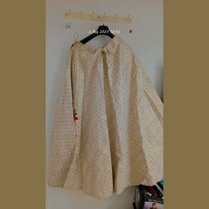 front cut kurti with lehnga wid tessel