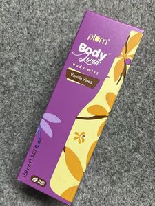 Plum BodyLovin' Vanilla Mist