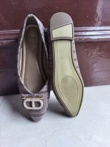 Embellished Brown Golden Flat Belly Without Heel