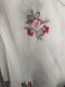Elegant Embroidered Kurta with a Head Scard Maroon