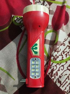 selling damaged recharable torch