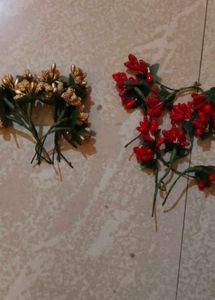 Traditional Hair Pins And Flowers