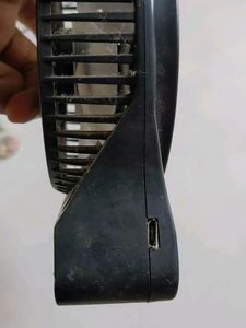 Rechargable Mini TABLE Fan.TINY LOOKING GADGET FAN