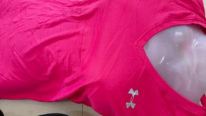 Under Armour short-sleeved t-shirt in a vibrant pi
