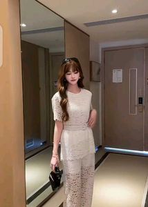 Lace Co- Ord Set With Belt