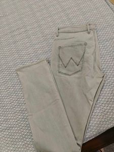 Wrangler Tapered Jeans For Men