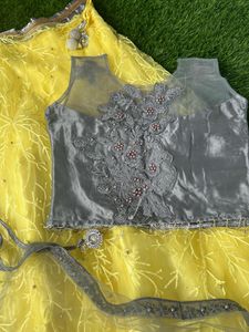 Crop Top With Shrug
