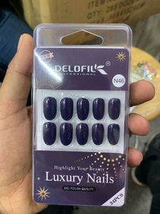 Delofil Glitter French Nail Set - 24 Pcs