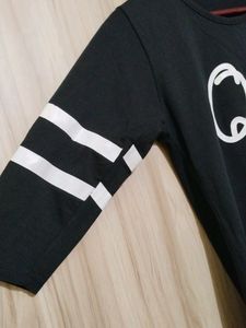 Black Women&#39;s T-shirts