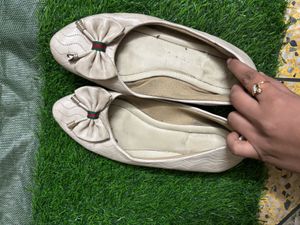 Comfortable &amp; Fashionable Bellies for Women