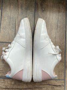 Women’s White Sneakers