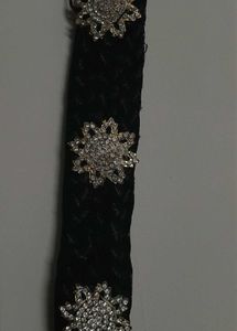 Elegant Jadai with Sparkling Stone