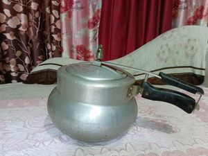 Two Cooker Pressure Cooker2.5 litre and 7.5 litr