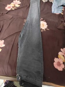 Faded Black Colour Used Jeans Streachble High Wais