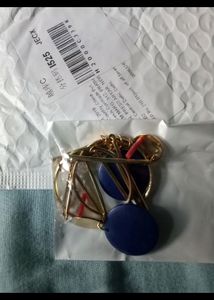 Earings