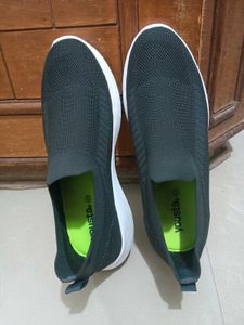Yousta Slip On Casual Shoes