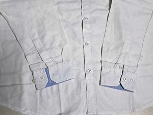 Fabulous Looking White Colour Allen Solly Shirt