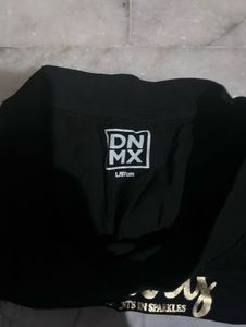 Trends Black Crop T-shirt