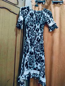 Patterned White and Black Dress