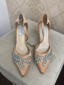Elegant Heels with Rhinestones
