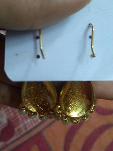 Peacock Leaves Earing With Golden Detail And Pearl