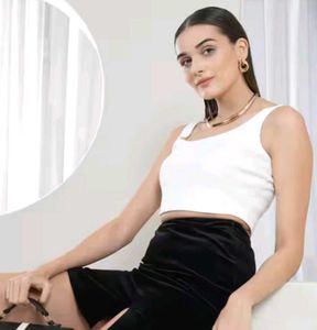 Woman Crop Top