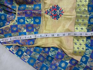 Pavadai, Shirt