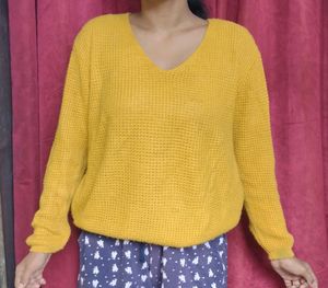 Price Drop 🤩 Yellow Woollen Full Sleeves Sweatshi
