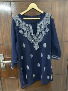 Short chikankari kurti