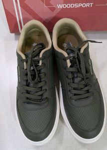 Woodland PU sneakers size 9🔥👟