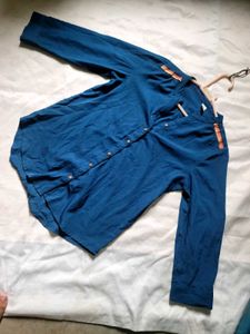 women blue tunic