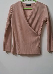 Stretchable Tops Like New