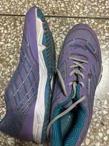 Reebok Sneakers