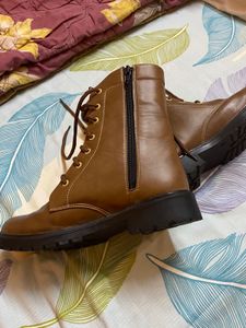 Womens Boots