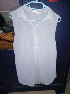 H&amp;M Ladies Top