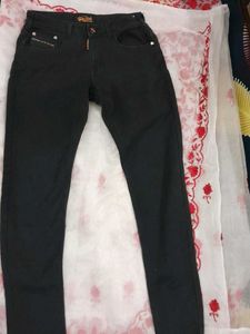 Skinny jeans